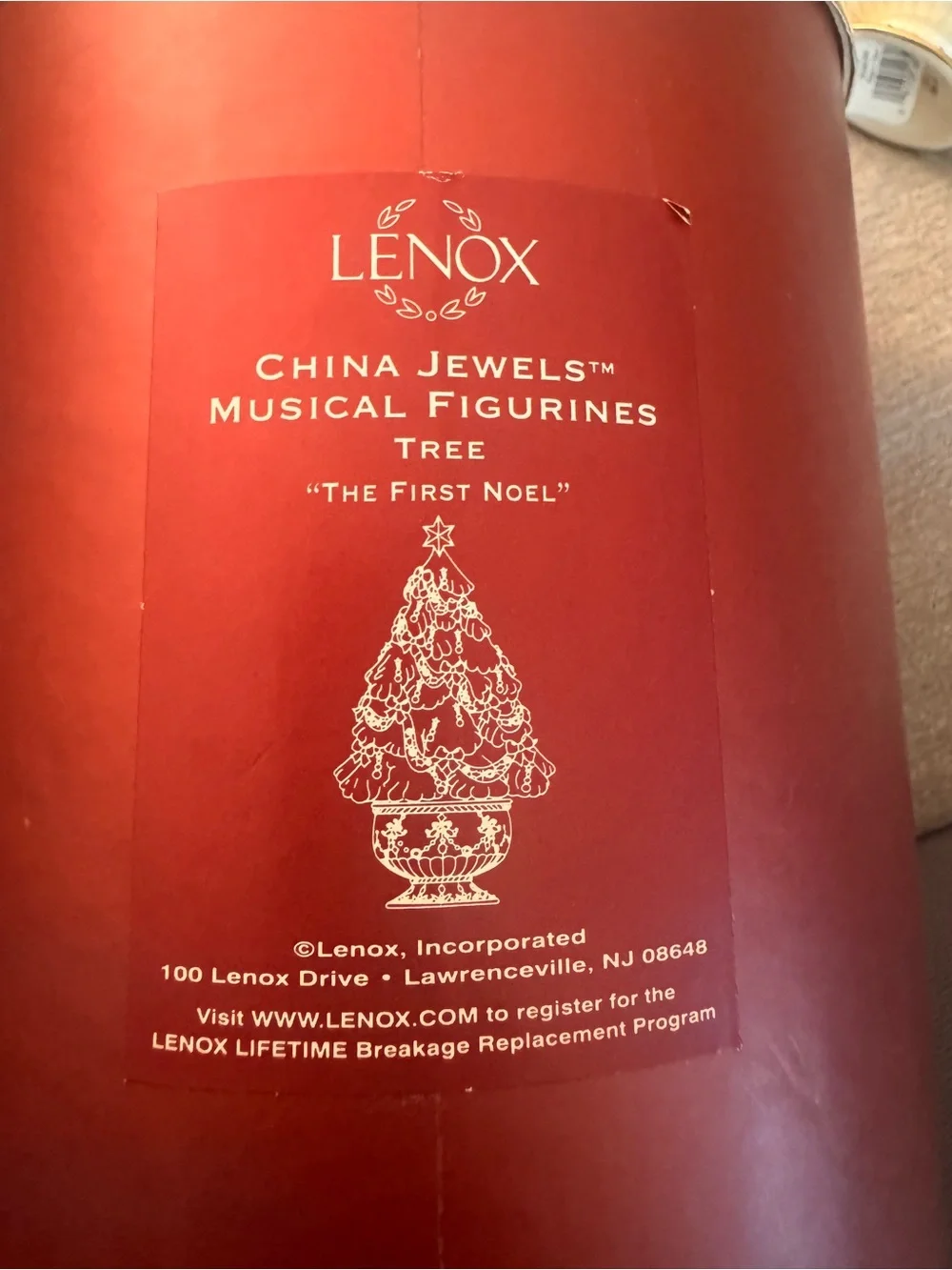 Lenox CHINA JEWELS™ MUSICAL FIGURINE TREE 